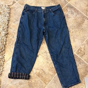 LL BEAN FLANNEL LINED RELAX FIT JEANS.MENS SIZE 42x30. Dark denim w/plaid lining